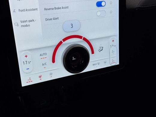 Ford Mustang Mach-E Mach-E RWD 75 kWh | Trekhaak | Navi | Camera | B&O Sound | ActivLease financial lease