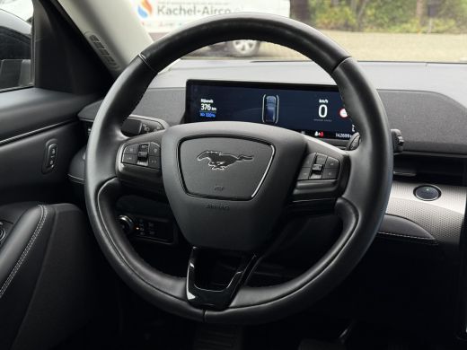 Ford Mustang Mach-E Mach-E RWD 75 kWh | Navi | Camera | Stoel / Stuur Verwarming | ActivLease financial lease