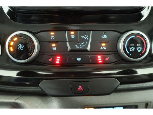 Ford Transit Custom 320 2.0 TDCI L2H1 Sport | Automaat | Stoel-/Stuurverwarming | Camera | Cruise Control | Apple Car... ActivLease financial lease