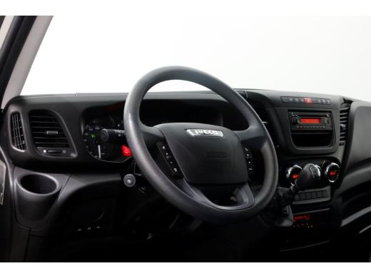 Iveco Daily 40C18 3.0 180pk D.C. Bakwagen met laadklep 1000kg en schuifzeilen 04-2019 ActivLease financial lease