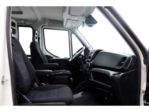 Iveco Daily 40C18 3.0 180pk D.C. Bakwagen met laadklep 1000kg en schuifzeilen 04-2019 ActivLease financial lease