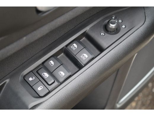 Jeep Compass 4xe 240 Plug-in Hybrid Electric Limited Adap. Cruise C. | Winterpakket | Camera | Climate C. | LE... ActivLease financial lease