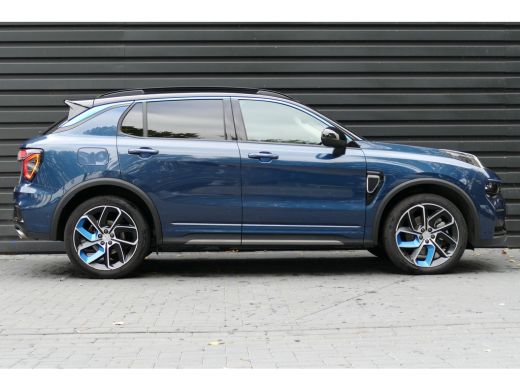 Lynk & Co 01 1.5 262PK PLUG-IN HYBRID AUTOMAAT / NAVI / LED / CLIMA / PDC / 20"LMV / CAMERA / PANO.DAK / KEYLE... ActivLease financial lease