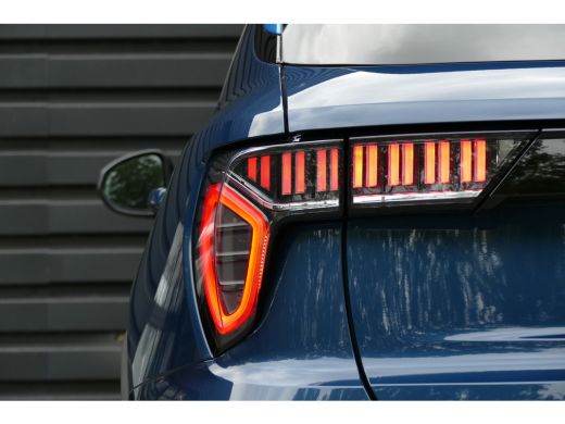 Lynk & Co 01 1.5 262PK PLUG-IN HYBRID AUTOMAAT / NAVI / LED / CLIMA / PDC / 20"LMV / CAMERA / PANO.DAK / KEYLE... ActivLease financial lease