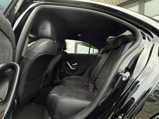 Mercedes-Benz A-Klasse 180 Aut. Sol. AMG Sport Ed. Mood Light | Trekhaak | Sfeer | Camera | LED ActivLease financial lease