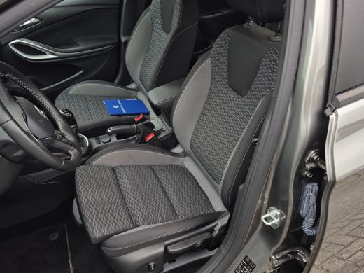 Opel Astra 1.2 Edition Comfort stoelen | LED | Parkersensoren Voor + Achter | Climate control | ActivLease financial lease