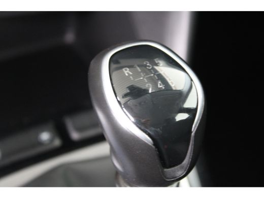 Opel Corsa 1.2 Level 3 Cruise Control | Lichtmetalen Velgen | DAB+ Radio ActivLease financial lease