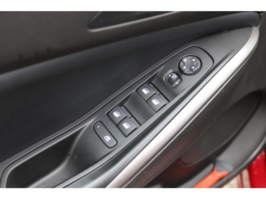 Opel Grandland 1.2 TURBO 130PK GS LEVEL 4 / Navigatie / 360 Camera / Parkeersensoren/ Dodehoek / Carplay / LED /... ActivLease financial lease