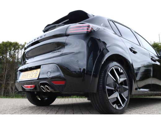 Peugeot 208 1.2 Hybrid 145 e-DCS6 GT | Adaptieve Cruise | Camera V/A | Keyless | Appel Carplay | Sportstoelen | ActivLease financial lease