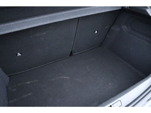 Peugeot 208 1.2 Hybrid 145 e-DCS6 GT | Adaptieve Cruise | Camera V/A | Keyless | Appel Carplay | Sportstoelen | ActivLease financial lease