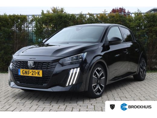 Peugeot 208 Hybrid 110 e-DCS6 GT | Pano | Keyless | Adaptieve Cruise | Camera V/A | Appel Carplay Peugeot 208 Hybrid 110 e-DCS6 GT | Pano | Keyless | Adaptieve Cruise | Camera V/A | Appel Carplay