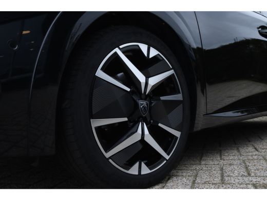 Peugeot 208 Hybrid 110 e-DCS6 GT | Pano | Keyless | Adaptieve Cruise | Camera V/A | Appel Carplay ActivLease financial lease