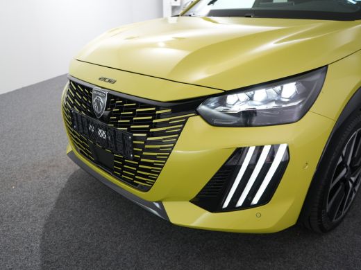 Peugeot e-208 GT | 8 jaar fabrieksgarantie of 160.000 kilometer op het accupakket | Adaptieve cruise control me... ActivLease financial lease