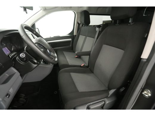 Peugeot Expert 2.0 BlueHDI L3H1 | DC | Airco | Cruise | 360° Camera | Carplay | Trekh. | Parkeersens ActivLease financial lease