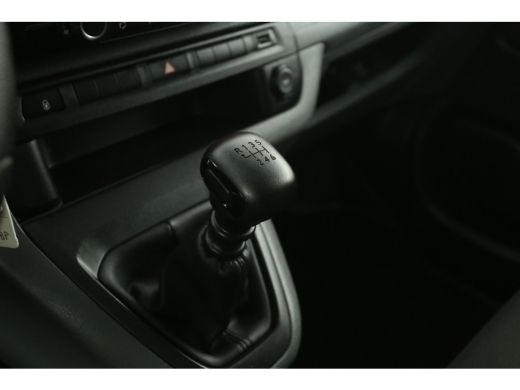 Peugeot Expert 2.0 BlueHDI L3H1 | DC | Airco | Cruise | 360° Camera | Carplay | Trekh. | Parkeersens ActivLease financial lease