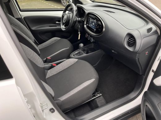 Toyota Aygo 1.0 VVT-i S-CVT Play | Apple CarPlay/Android auto | Achteruitrijcamera ActivLease financial lease