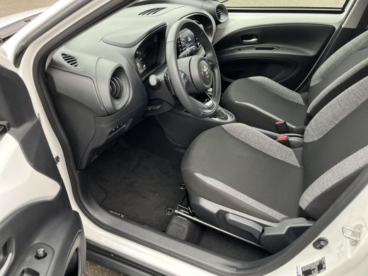 Toyota Aygo 1.0 VVT-i S-CVT Play | Apple CarPlay/Android auto | Achteruitrijcamera ActivLease financial lease