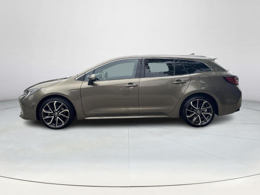 Toyota Corolla Touring Sports 2.0 Hybrid Executive | 06-10141018 Voor meer informatie ActivLease financial lease