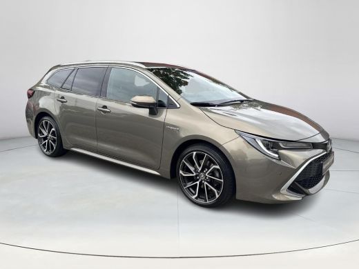 Toyota Corolla Touring Sports 2.0 Hybrid Executive | 06-10141018 Voor meer informatie ActivLease financial lease