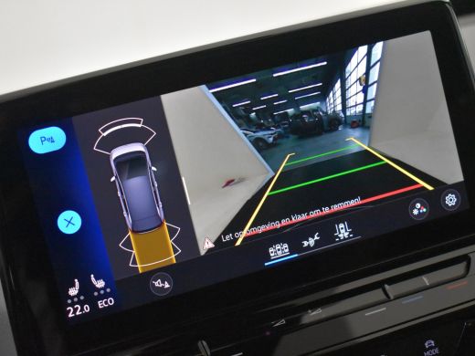 Volkswagen ID.3 First Plus 58 kWh 100% Dealeronderhouden | Afneembare trekhaak | Stoel- en stuurverwarming | Matr... ActivLease financial lease