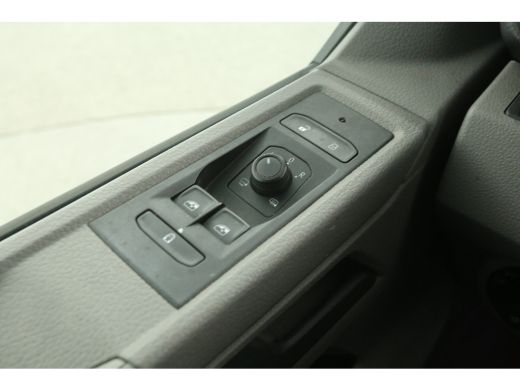 Volkswagen Transporter 2.0 TDI L1H1 | 150PK | Airco | Cruise | Carplay | Trekh. | 2xSchuifdeur | Parkeersens. ActivLease financial lease