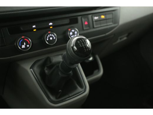 Volkswagen Transporter 2.0 TDI L1H1 | 150PK | Airco | Cruise | Carplay | Trekh. | 2xSchuifdeur | Parkeersens. ActivLease financial lease