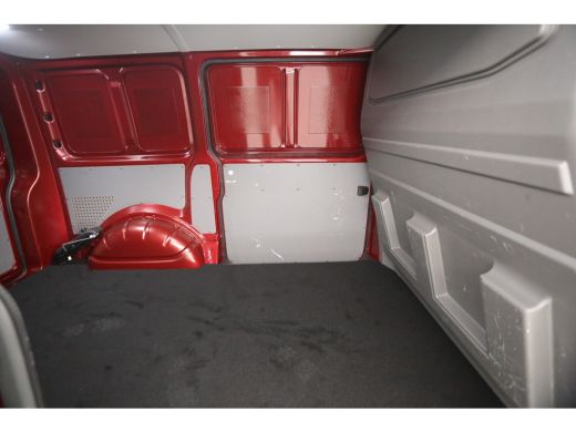 Volkswagen Transporter 2.0 TDI L1H1 | 150PK | Airco | Cruise | Carplay | Trekh. | 2xSchuifdeur | Parkeersens. ActivLease financial lease