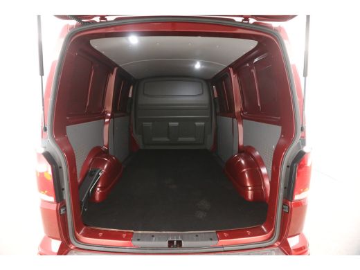 Volkswagen Transporter 2.0 TDI L1H1 | 150PK | Airco | Cruise | Carplay | Trekh. | 2xSchuifdeur | Parkeersens. ActivLease financial lease