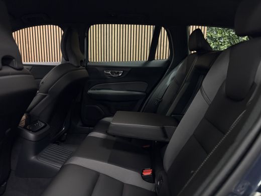 Volvo  V60 T6 AWD Recharge Plus Dark | 245km! | Trekhaak | 360° Camera | Harman Kardon | Adaptieve Cruise Co... ActivLease financial lease