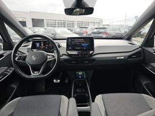 Volkswagen ID.3 First Plus 58 kWh 100% Dealeronderhouden | Afneembare trekhaak | Stoel- en stuurverwarming | Matr...