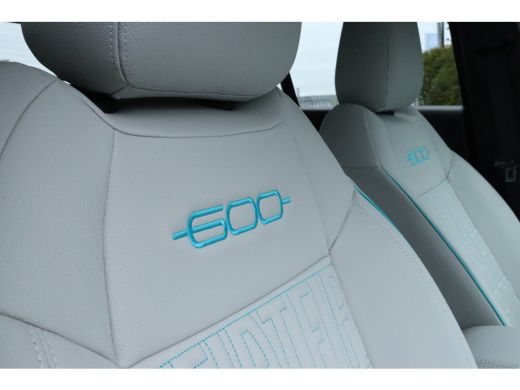 Fiat 600 Hybrid La Prima 145 | Adaptieve Cruise | Massage | Camera | Leder | Elektr. klep | Carplay | Keyl... ActivLease financial lease