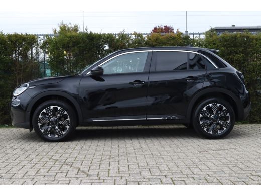 Fiat 600 Hybrid La Prima 145 | Adaptieve Cruise | Massage | Camera | Leder | Elektr. klep | Carplay | Keyl... ActivLease financial lease