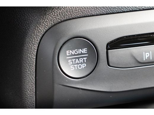 Ford Focus 1.0EB HYBRID 155PK TITANIUM X AUTOMAAT | NL-AUTO! | 1 EIGENAAR! | ADAPTIVE CRUISE | WINTERPACK | ... ActivLease financial lease