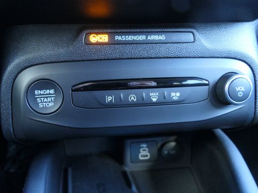 Ford Focus 1.0 EcoBoost Hybrid Titanium X | Camera | B&O | LED | Winterpack | Sync 4 | Keyless | CarPlay/And... ActivLease financial lease