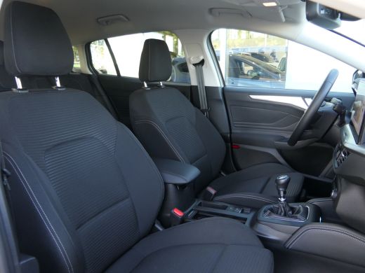 Ford Focus 1.0 EcoBoost Hybrid Titanium X | Camera | B&O | LED | Winterpack | Sync 4 | Keyless | CarPlay/And... ActivLease financial lease