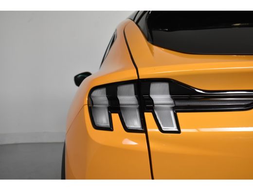 Ford Mustang Mach-E Mach-E RWD 75 kWh | Dealer Onderhouden! | LED | Leder | B&O | Cruise Adaptive | Panorama Dak | St... ActivLease financial lease