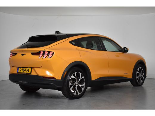 Ford Mustang Mach-E Mach-E RWD 75 kWh | Dealer Onderhouden! | LED | Leder | B&O | Cruise Adaptive | Panorama Dak | St... ActivLease financial lease