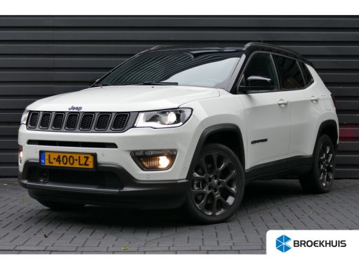 Jeep Compass 4XE 240 PLUG-IN HYBRID ELECTRIC S AUTOMAAT / NAVI / LEDER / PDC / CLIMA / 19"LMV / CAMERA / KEYLE...