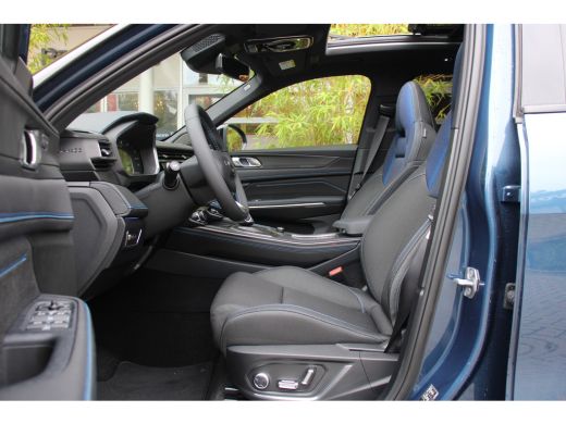 Lynk & Co 01 1.5 | 360 Camera | Panoramadak | Adaptive Cruise | Infinity audio ActivLease financial lease