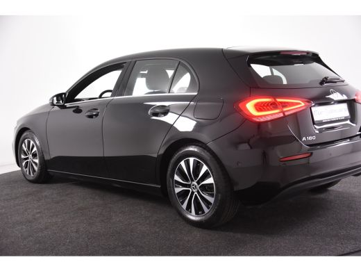 Mercedes-Benz A-Klasse 180 *1ste Eigenaar*Leer*Stoelverwarming*DAB* ActivLease financial lease
