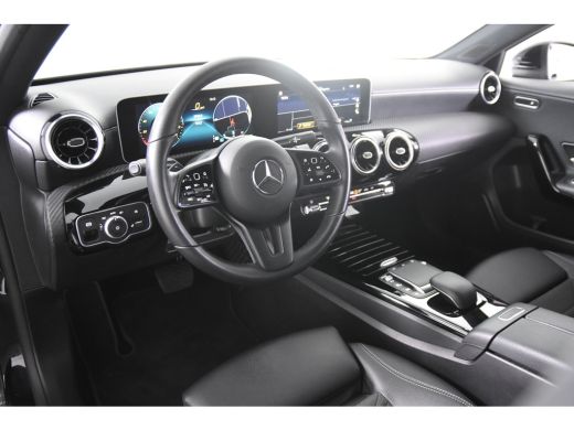 Mercedes-Benz A-Klasse 180 *1ste Eigenaar*Leer*Stoelverwarming*DAB* ActivLease financial lease