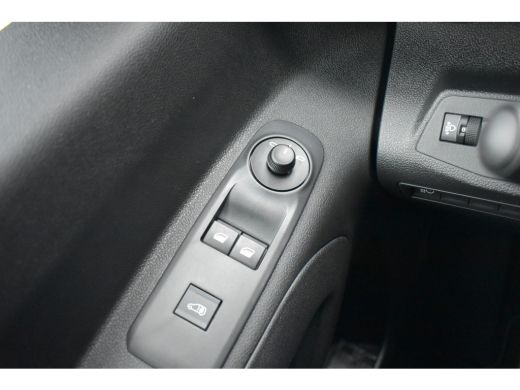 Opel Combo-e 136 L2 50kWh DEMO-DEAL! | Navigatie by App | Betimmering | Airco | Cruise Control | !! ActivLease financial lease