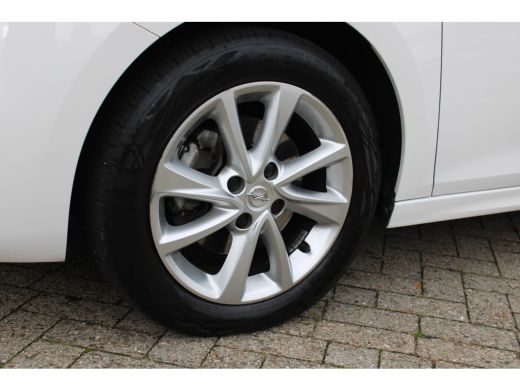 Opel Corsa 1.2 Elegance / Navigatie / Camera / PDC V+A / ECC / Keyless / Carplay / LED / 16'' LMV / ActivLease financial lease