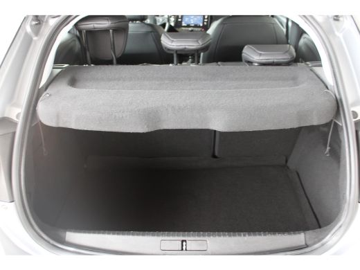 Opel Corsa 1.2 Elegance Cruise Control | Keyless Entry + Start | Matrix Led ActivLease financial lease