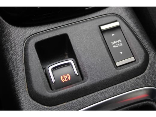 Opel Corsa 1.2 GS Line AUTOMAAT / Camera / Navigatie via Carplay / Parkeersensoren V+A / LED / DAB / 16'' LMV ActivLease financial lease