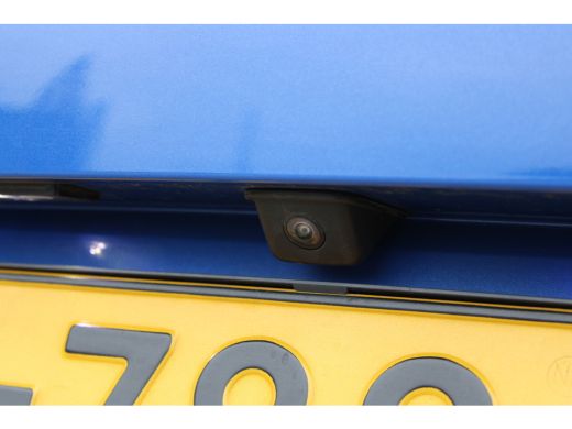 Opel Corsa 1.2 GS Line AUTOMAAT / Camera / Navigatie via Carplay / Parkeersensoren V+A / LED / DAB / 16'' LMV ActivLease financial lease