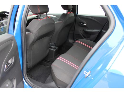 Opel Corsa 1.2 GS Line AUTOMAAT / Camera / Navigatie via Carplay / Parkeersensoren V+A / LED / DAB / 16'' LMV ActivLease financial lease