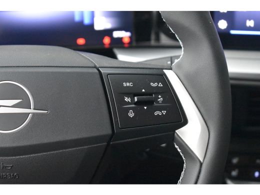 Opel Frontera 1.2 Turbo Hybrid Edition 145pk Automaat DEMO-DEAL! | Navigatie | Stuur/Stoelverwarming | Climate ... ActivLease financial lease