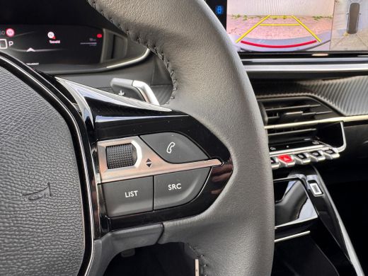 Peugeot 208 1.2 Hybrid 110 e-DCS6 Allure Automaat | Voorraadvoordeel! | Camera Voor + Achter | Navigatie | Ad... ActivLease financial lease
