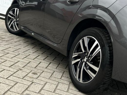Peugeot 208 1.2 PureTech Blue Lease Allure NL-AUTO | RIEM V.V. | KEYLESS BSC ActivLease financial lease